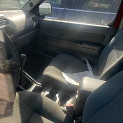 2004 Nissan Xterra 5 Speed Hard To Find