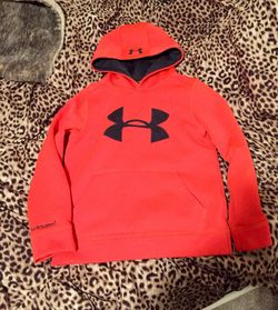 Under armour sweatshirt small