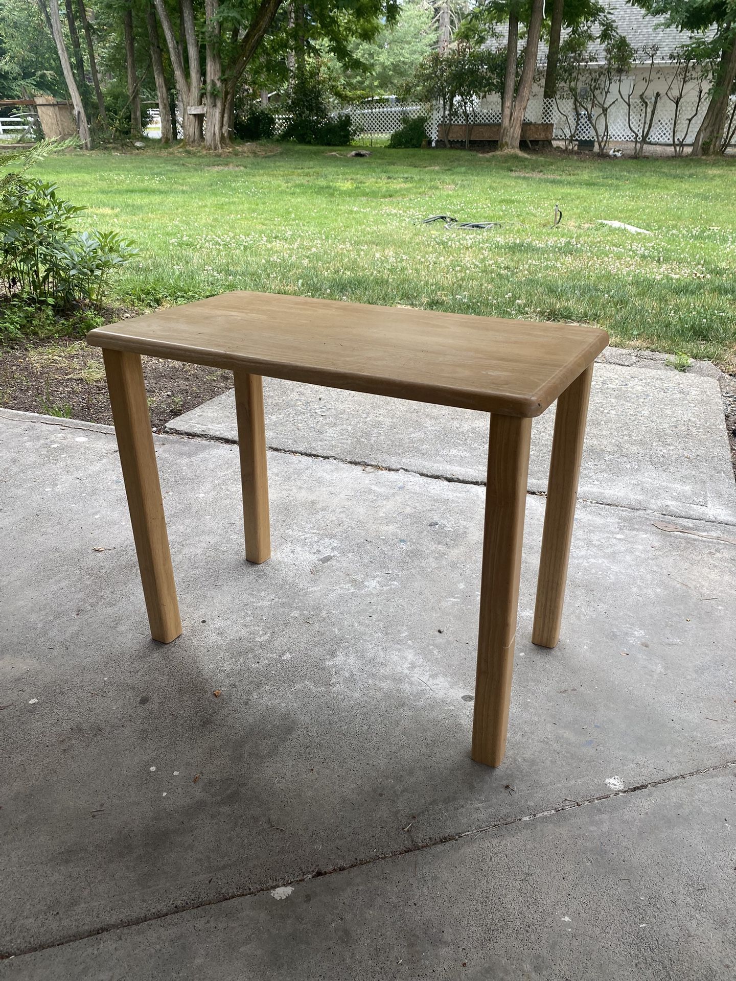 Free Side Table