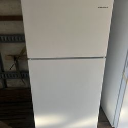 Amanda Refrigerator 