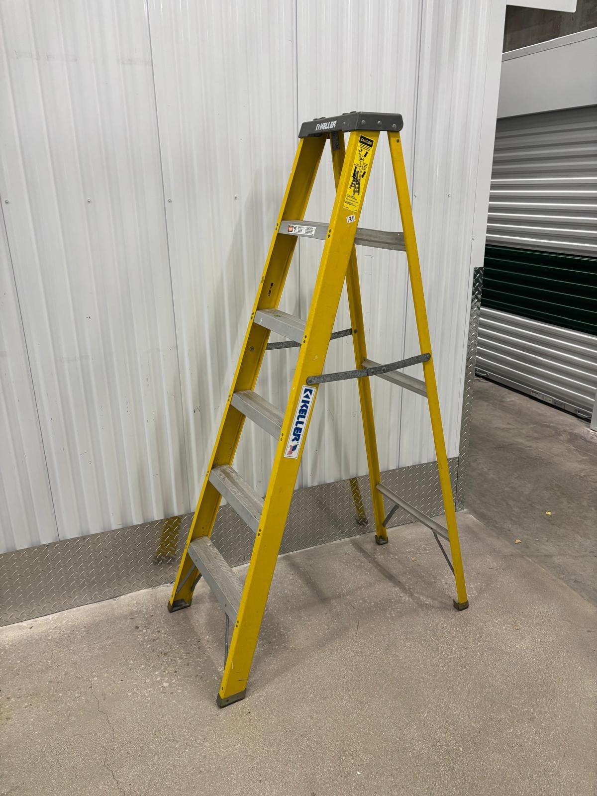 Keller 6 Foot tall ladder … $100