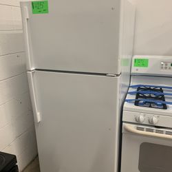 GE 28”top Freezer Fridge Working Perfectly 4 Months Warranty 