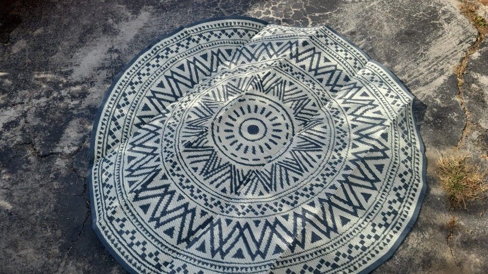 All new rugs and Matt any one for $20 buy 2 for $35
All washable pickup only and cash
Pickup in Cranston