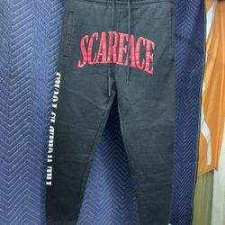Scarface “The World Is Yours” Large Sweatpants Joggers Black Spellout 