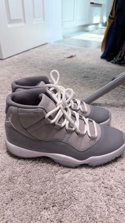 Jordan 11 cool grey size 9.5
