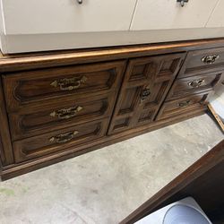 Burlington 9 Drawer Dresser Chest With Tri Fold Mirror