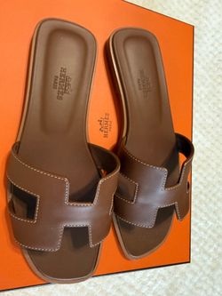 Authentic Hermès Oran Sandals in "Gold" (Classic Tan)