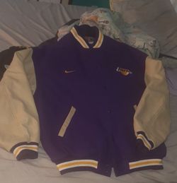 Lakers Nike