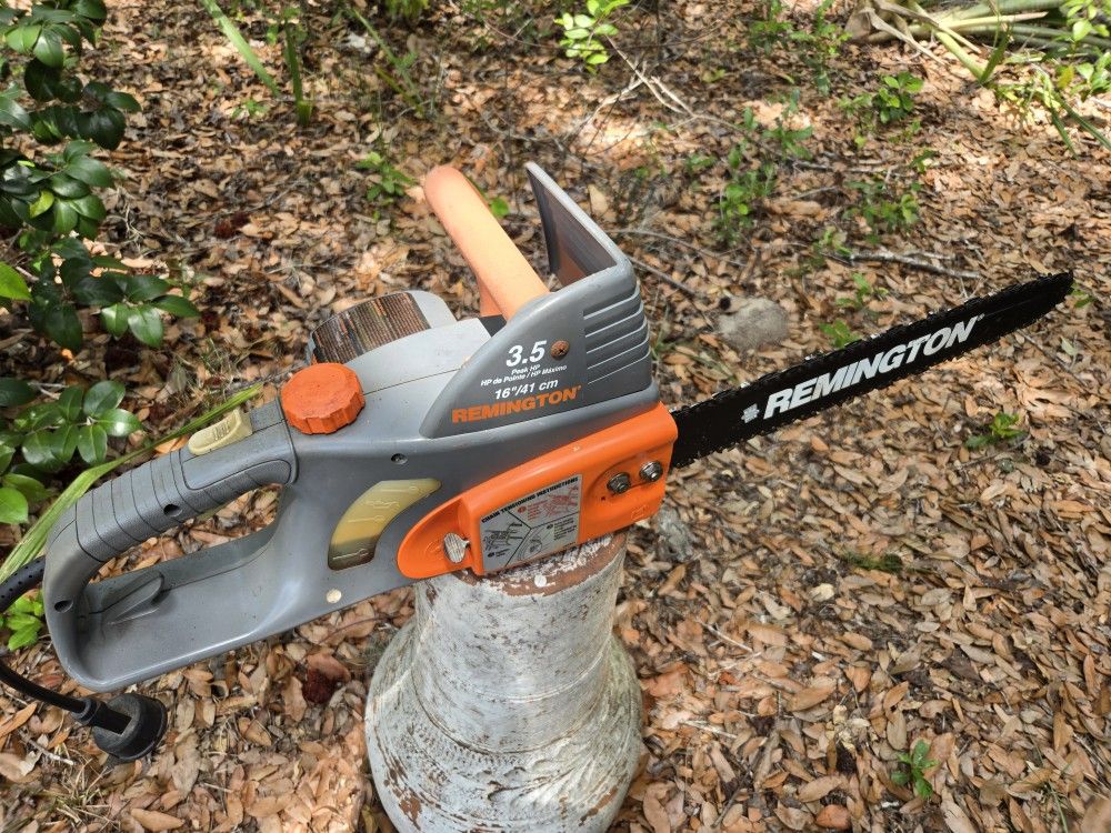 Remington Electric Chain Saw