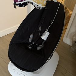 4moms Baby swing 