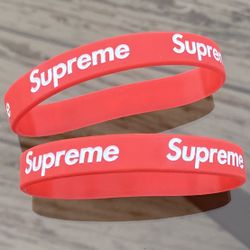 2 Supreme Wristbands Bracelets Silicone wristband fashion unique red bracelets jewelry 