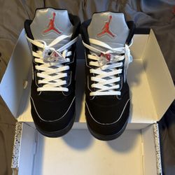 Air Jordan 5 Retro OG 'Black Metallic Reimagined'