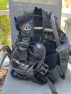Scuba gear