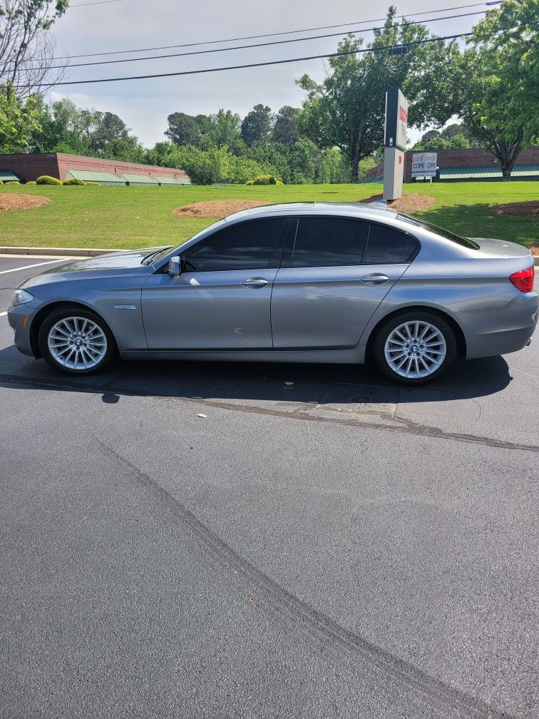 2011 BMW 535i