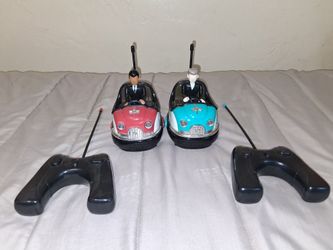FAO Schwarz Retro Bumper Car Set
