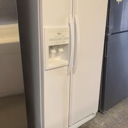 Refrigerator Whirlpool Excellent For Home And Gardens 