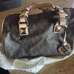 MK Purse