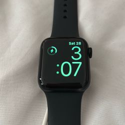 Apple Watch SE GPS 2nd Gen 40mm