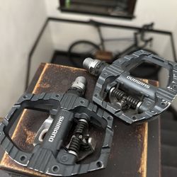 Mountain Bike + Pedals