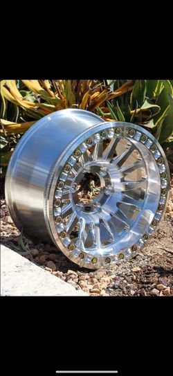 Bead locks 17”  8x6.5