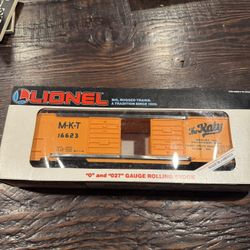 RARE LIONEL KATY DOUBLE DOOR BOXCAR WITH END OF TRAIN DEVICE NEW???