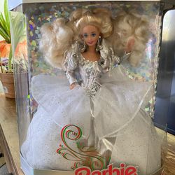 Holiday Barbie Edition 1992