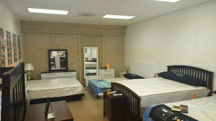 Queen Mattress And Box
