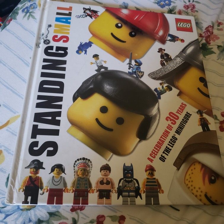 Lego Standing Book