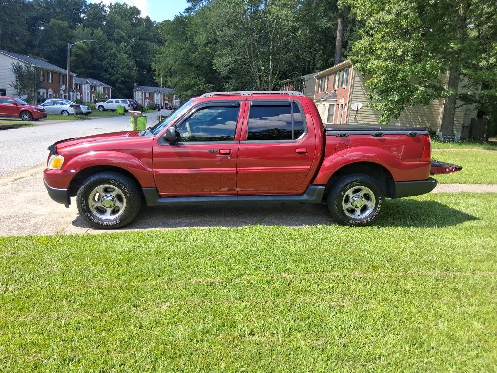 2005 Ford Explorer Sport Trac