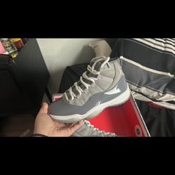 Cool Grey11s 5.5y