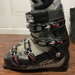 29.5 mens 11.5 Salomon mission ski by