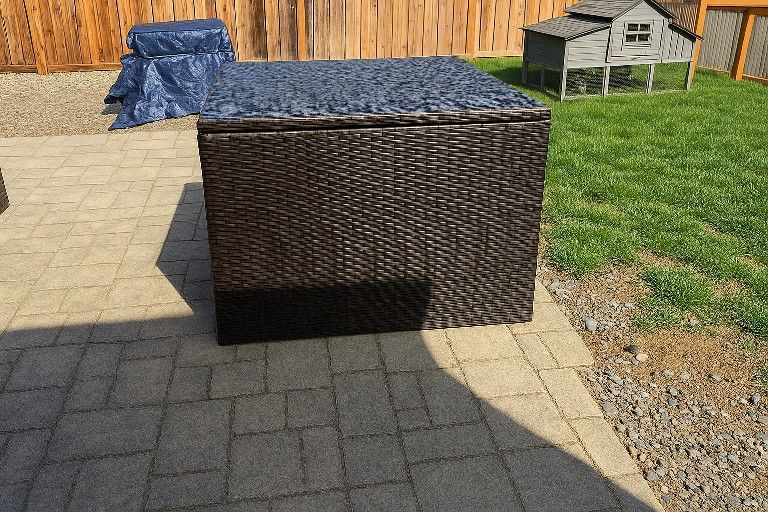 Outdoor Wicker Storage Deck Box – Stylish & Spacious