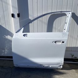 2019 2020 2021 2022 2023 2024 Audi Q3 Left Driver Side Door Shell OEM