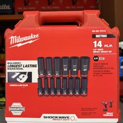 Milwaukee 49-66-7014 SHOCKWAVE 1/2 in. Drive Metric Deep Well 6 Point Impact Socket Set (14-Piece)