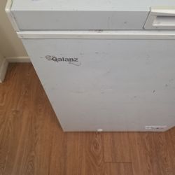 A GALANZ Deep Freezer In Good Condition
