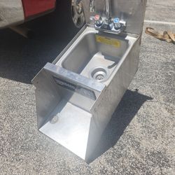 Under Bar Hand Sink With Blender Station And Faucet