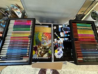 Artistloft Deluxe Art Supply Set in Case