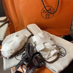 Hermes Oran White Sandals Authentic Size 10 W/ Receipt, Box And Bag 