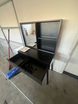 Black Vanity