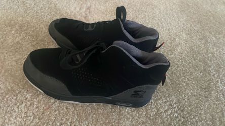 Boys shoes size 3