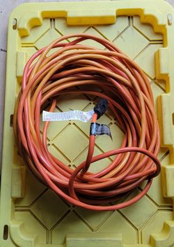 100ft Extension Cord  12 Gauge