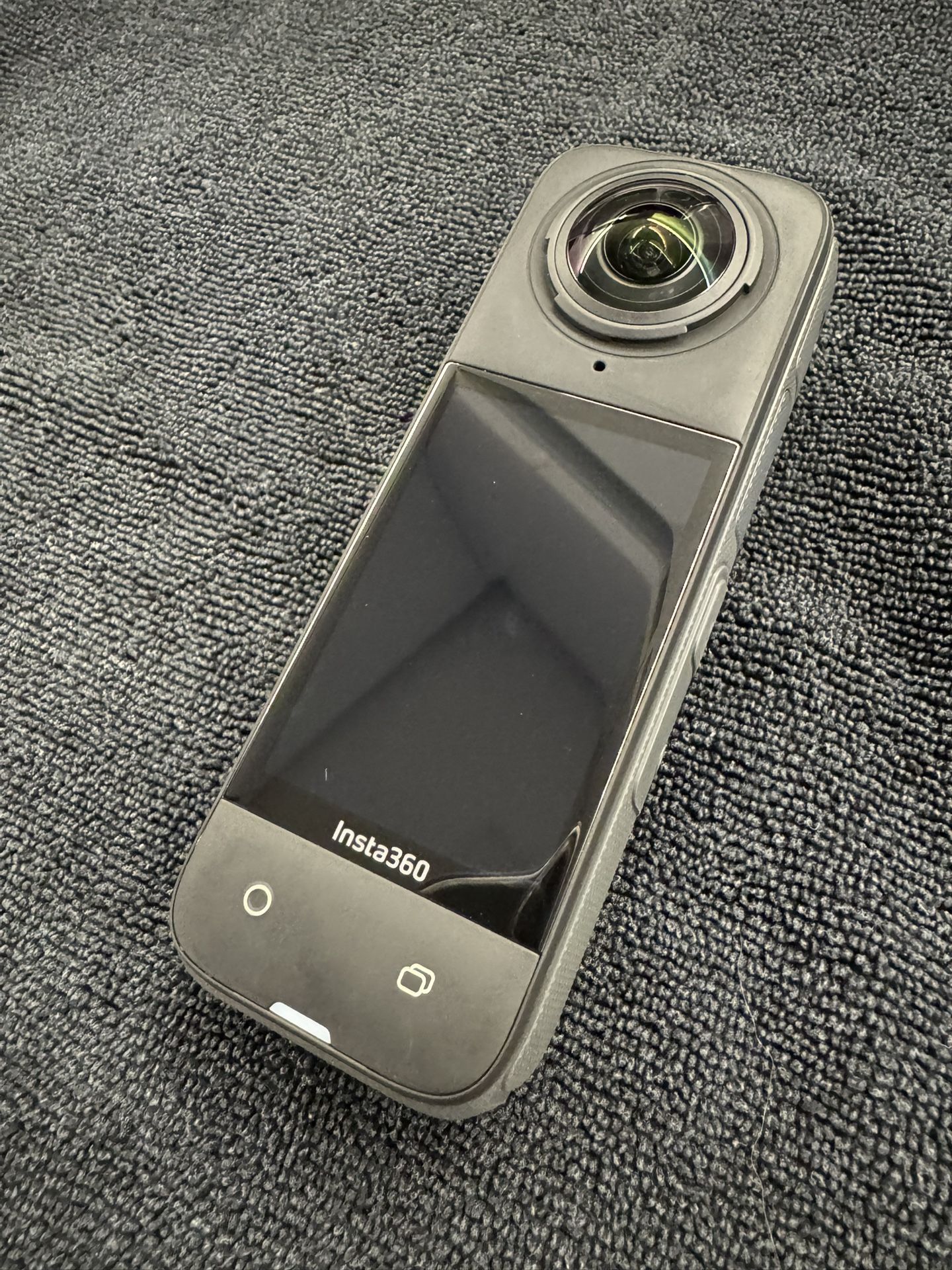 Insta360 X4