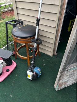 Gas edger grass