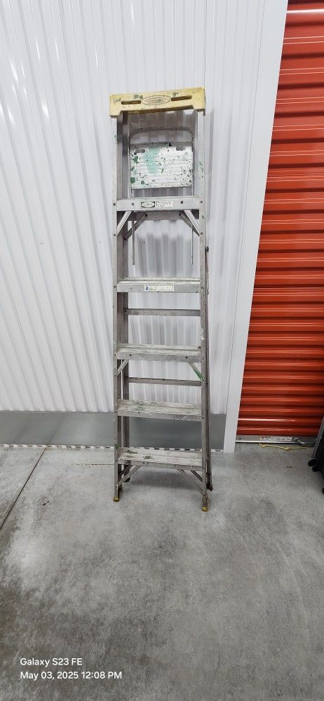 Aluminum Ladder