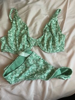 Bathing suit