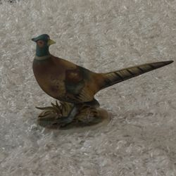 Collectible and Vintage Lefton China Pheasant figurine. EXCELLENT condition.