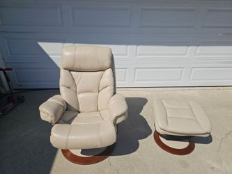 Manwah Push Back Leather Recliner Chair with Ottoman