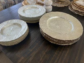 18 Glass Champagne / Gold  Color Charger Plates Set