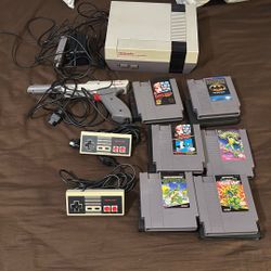 Nintendo NES /games / Controllers/ Gun