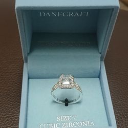Women's Ring New Silver Plated$40